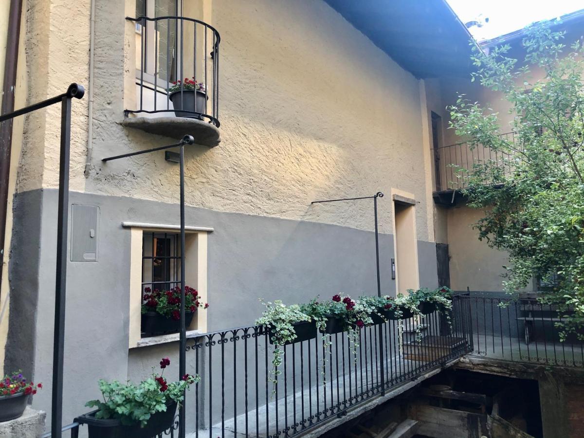 Domus Apartments Aosta Ngoại thất bức ảnh